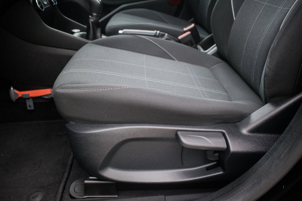 Ford Fiesta 1.1 Sport Edition NL-auto [ Carplay Cruise Control Parkeersensoren LM Velgen Spoiler Airco DAB