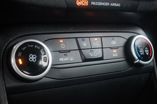 Ford Fiesta 1.1 Sport Edition NL-auto [ Carplay Cruise Control Parkeersensoren LM Velgen Spoiler Airco DAB