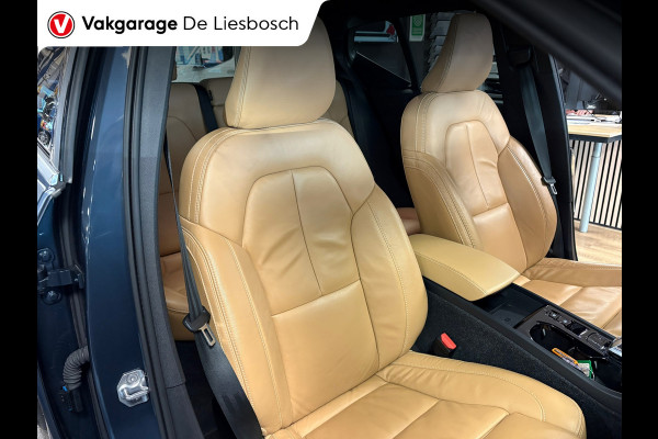 Volvo XC40 1.5 T4 Recharge Inscription / panoramadak /360 camera / leder / Harman-Kardon / trekhaak