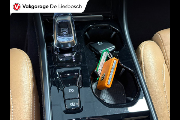 Volvo XC40 1.5 T4 Recharge Inscription / panoramadak /360 camera / leder / Harman-Kardon / trekhaak