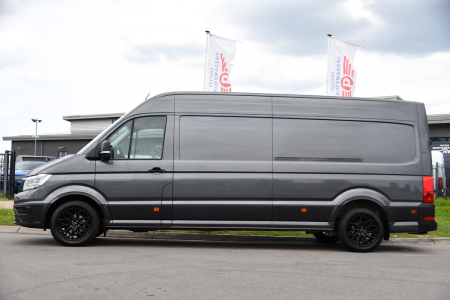 Volkswagen Crafter 35 2.0 TDI L4H3 Highline PB Edition Cruise, Camera, Carplay, LED, 177pk, Automaat, Trekhaak, Geveerde stoel, Multimedia, Uniek!