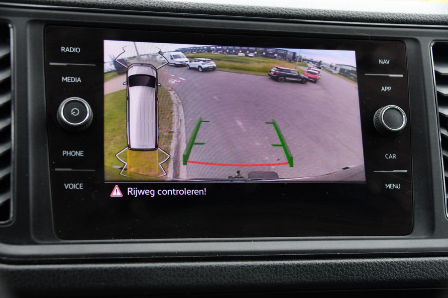 Volkswagen Crafter 35 2.0 TDI L4H3 Highline PB Edition Cruise, Camera, Carplay, LED, 177pk, Automaat, Trekhaak, Geveerde stoel, Multimedia, Uniek!