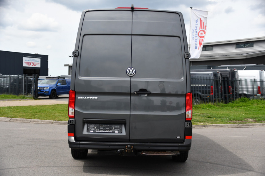 Volkswagen Crafter 35 2.0 TDI L4H3 Highline PB Edition Cruise, Camera, Carplay, LED, 177pk, Automaat, Trekhaak, Geveerde stoel, Multimedia, Uniek!