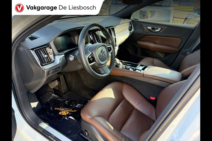 Volvo V60 2.0 T6 Recharge AWD R-Design / 360 camera / Panoramadak / Leder / head-up / Harman-Kardon