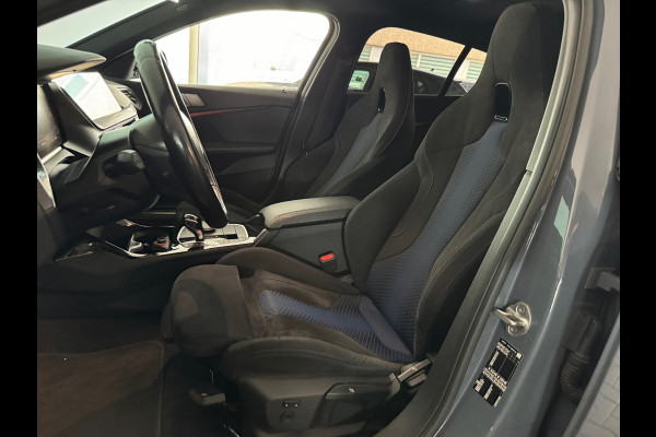 BMW 1-serie 118i High Executive M Sport M Seat|Pano|Sfeer