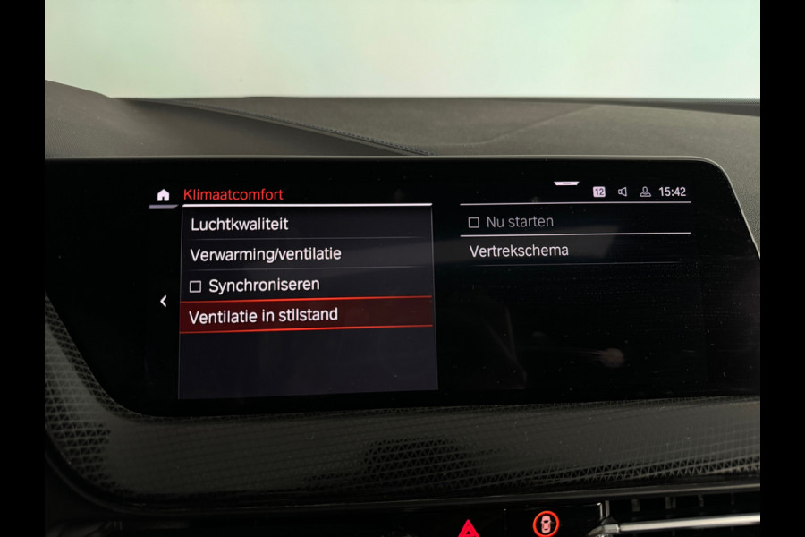 BMW 1-serie 118i High Executive M Sport M Seat|Pano|Sfeer
