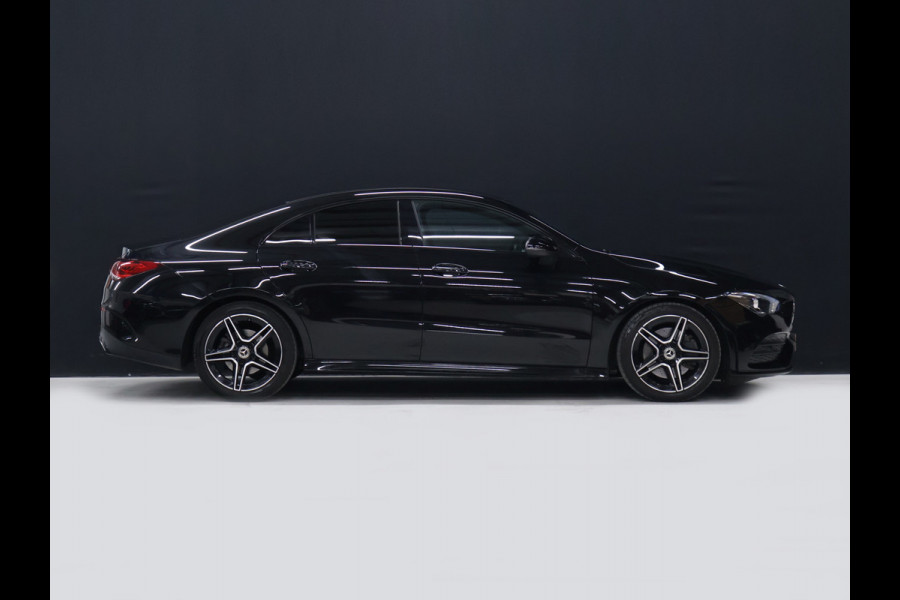 Mercedes-Benz CLA-Klasse 200 Business Solution AMG [SFEERVERLICHTING, LED, STOELVERWARMING, BLUETOOTH, CRUISE, NAVIGATIE, CAMERA, PDC, DIGITAL DASH, NIEUWSTAAT]