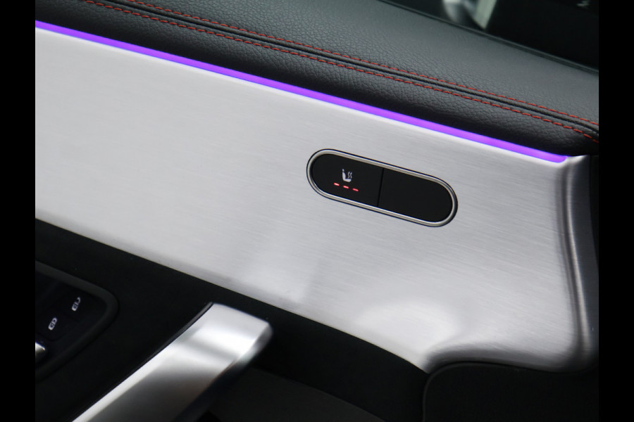Mercedes-Benz CLA-Klasse 200 Business Solution AMG [SFEERVERLICHTING, LED, STOELVERWARMING, BLUETOOTH, CRUISE, NAVIGATIE, CAMERA, PDC, DIGITAL DASH, NIEUWSTAAT]
