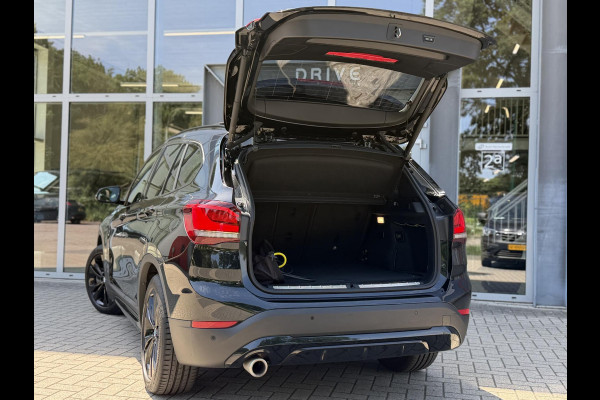 BMW X1 xDrive25e High Ex. Sportline Black ed. |Pano|Leer|HUD|Cam