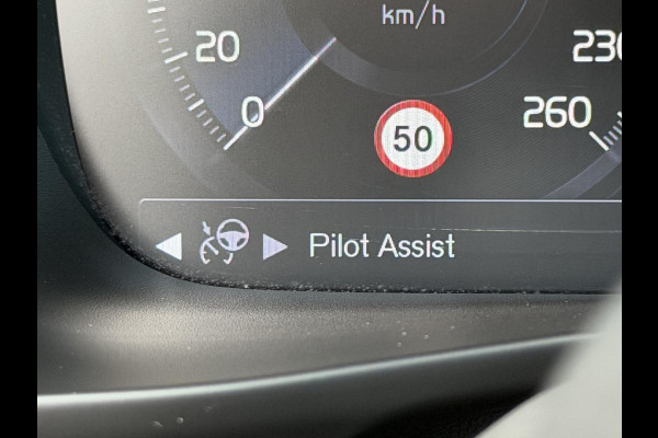 Volvo XC40 1.5 T4 210PK Recharge R-Design |H/K|AutoPilot|Winterpakket|Cam