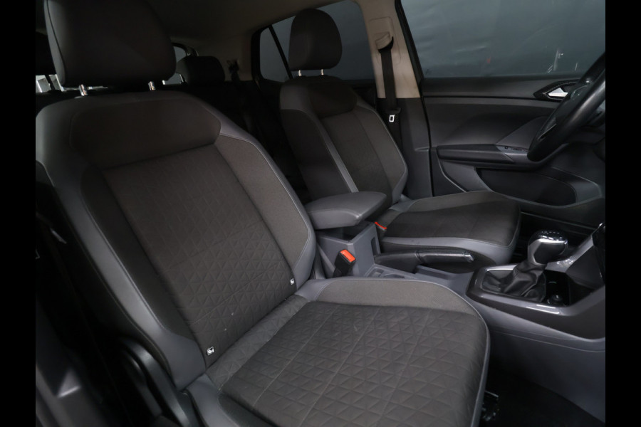 Volkswagen T-Cross 1.0 TSI Style [STOELVERWARMING, ADAPTIEVE CRUISE, BLUETOOTH, CAMERA, PDC, NAVIGATIE, AUTOMAAT, MULTI FUNCTIONEEL STUURWIEL, NIEUWSTAAT]