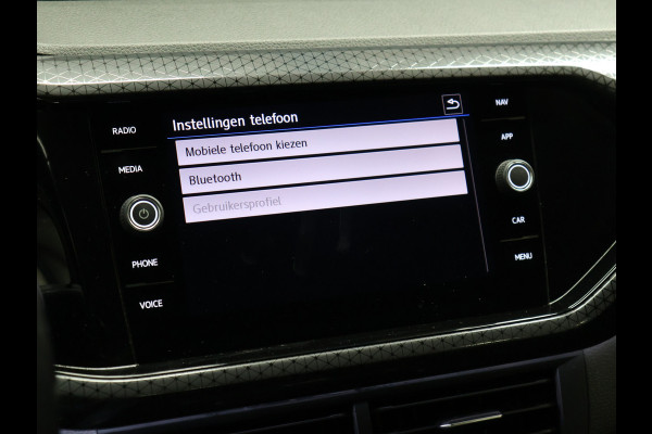 Volkswagen T-Cross 1.0 TSI Style [STOELVERWARMING, ADAPTIEVE CRUISE, BLUETOOTH, CAMERA, PDC, NAVIGATIE, AUTOMAAT, MULTI FUNCTIONEEL STUURWIEL, NIEUWSTAAT]