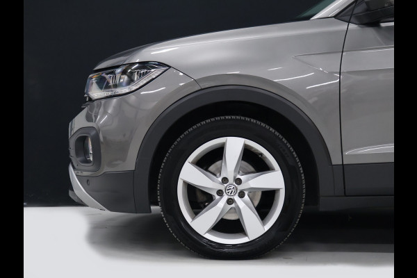 Volkswagen T-Cross 1.0 TSI Style [STOELVERWARMING, ADAPTIEVE CRUISE, BLUETOOTH, CAMERA, PDC, NAVIGATIE, AUTOMAAT, MULTI FUNCTIONEEL STUURWIEL, NIEUWSTAAT]