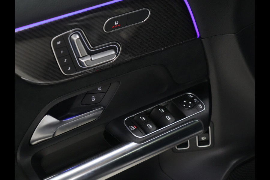 Mercedes-Benz GLA 250 e AMG Business Solution [SCHUIFKANTELDAK, TREKHAAK, CAMERA, PDC, CRUISE, STOELVERWARMING, DIGITAL DASH, ELEKTRISCH VERSTELBARE STOELEN, ELEKTISCHE ACHTERKLEP, NIEUWSTAAT]