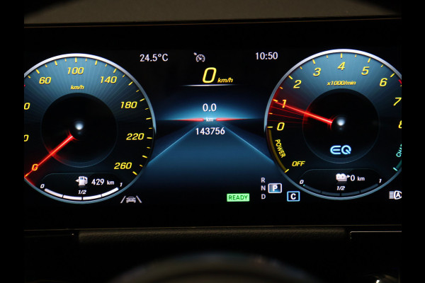 Mercedes-Benz GLA 250 e AMG Business Solution [SCHUIFKANTELDAK, TREKHAAK, CAMERA, PDC, CRUISE, STOELVERWARMING, DIGITAL DASH, ELEKTRISCH VERSTELBARE STOELEN, ELEKTISCHE ACHTERKLEP, NIEUWSTAAT]