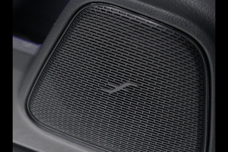 Mercedes-Benz GLA 250 e AMG Business Solution [SCHUIFKANTELDAK, TREKHAAK, CAMERA, PDC, CRUISE, STOELVERWARMING, DIGITAL DASH, ELEKTRISCH VERSTELBARE STOELEN, ELEKTISCHE ACHTERKLEP, NIEUWSTAAT]