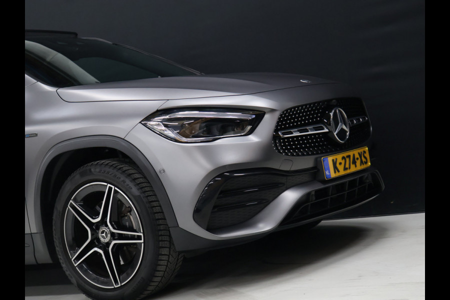 Mercedes-Benz GLA 250 e AMG Business Solution [SCHUIFKANTELDAK, TREKHAAK, CAMERA, PDC, CRUISE, STOELVERWARMING, DIGITAL DASH, ELEKTRISCH VERSTELBARE STOELEN, ELEKTISCHE ACHTERKLEP, NIEUWSTAAT]