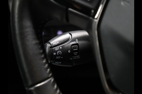 Peugeot 208 1.2 PureTech Active [TREKHAAK, APPLE CARPLAY, ANDROID AUTO, CRUISE CONTROL, PARKEERSENSOR, NIEUWSTAAT]