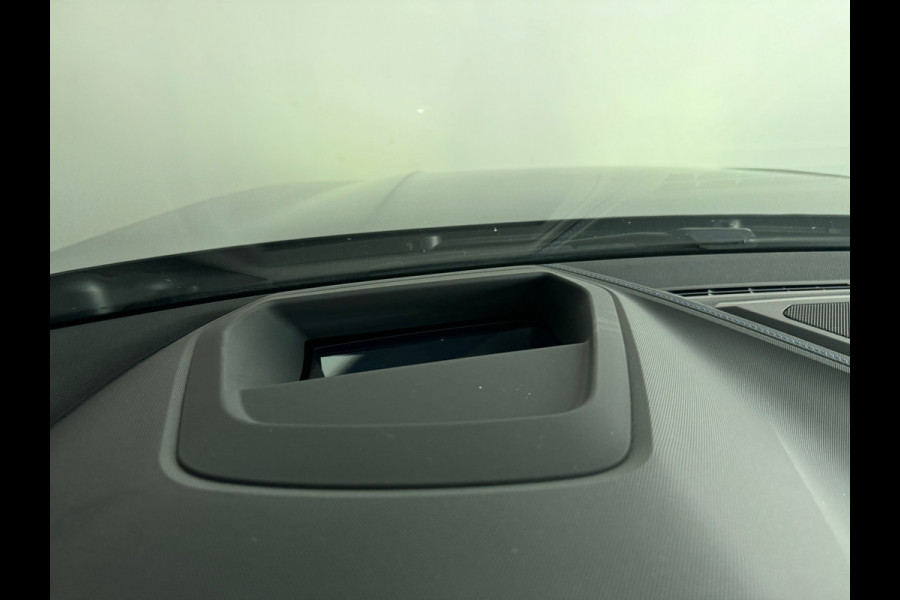 BMW 1-serie M135i xDrive Executive Pano|M Seat|Memory|HuD|HK