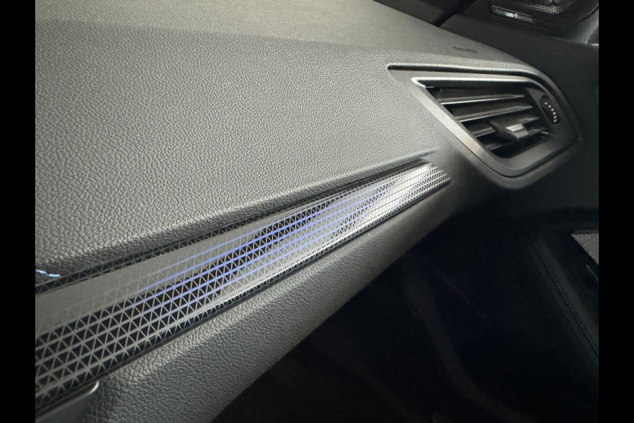 BMW 1-serie M135i xDrive Executive Pano|M Seat|Memory|HuD|HK