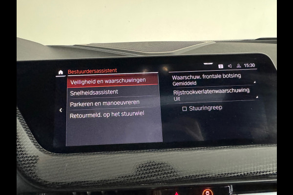 BMW 1-serie M135i xDrive Executive Pano|M Seat|Memory|HuD|HK