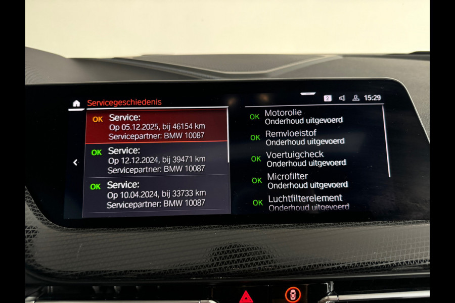 BMW 1-serie M135i xDrive Executive Pano|M Seat|Memory|HuD|HK