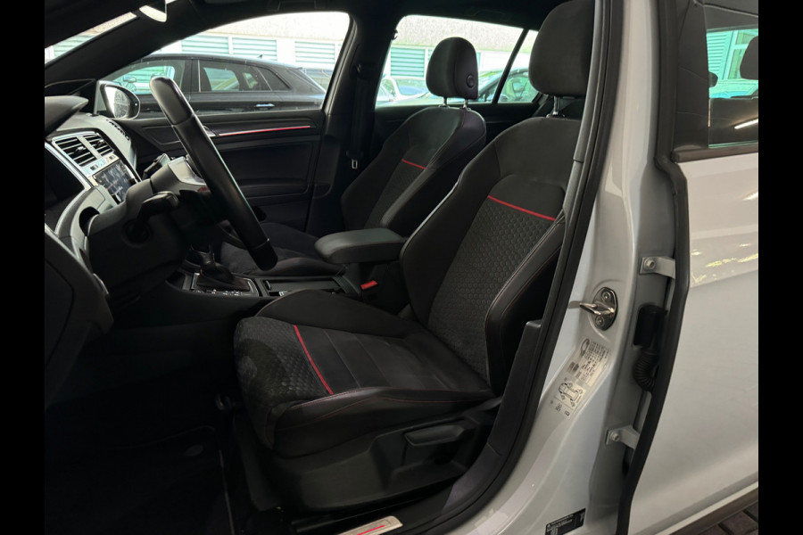 Volkswagen Golf 2.0 TSI GTI Performance Pano|Keyles|Dyna|DCC