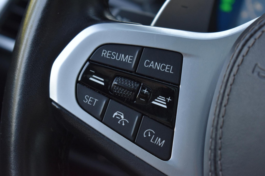 BMW X5 M50i M-Sport Pano Laser Skylounge HK 360Camera