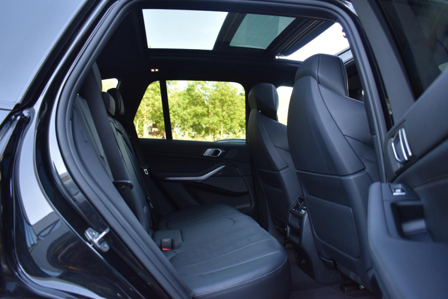 BMW X5 M50i M-Sport Pano Laser Skylounge HK 360Camera