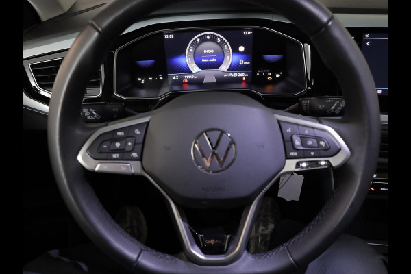 Volkswagen Polo 1.0 TSI Life Edition GOAL 95 pk | Navigatie | Parkeersensoren | Adaptieve cruise control | Autom. airco | Stoelverwarming |
