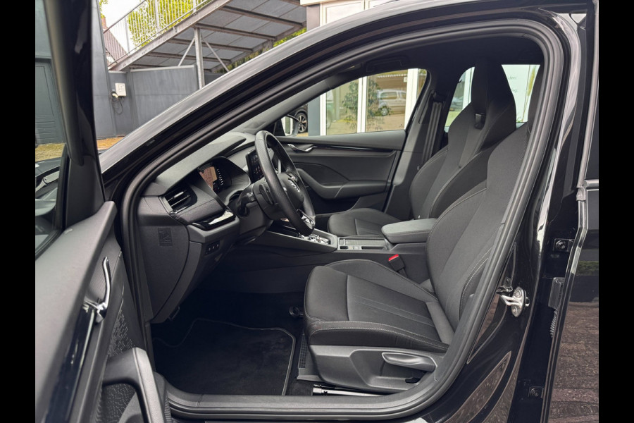 Škoda Octavia Combi 1.5 e-TSI Sportline Business | 150 PK | NL-Auto | Stoelverwarming | Virtual Cockpit | Navigatie | 1e Eigenaar