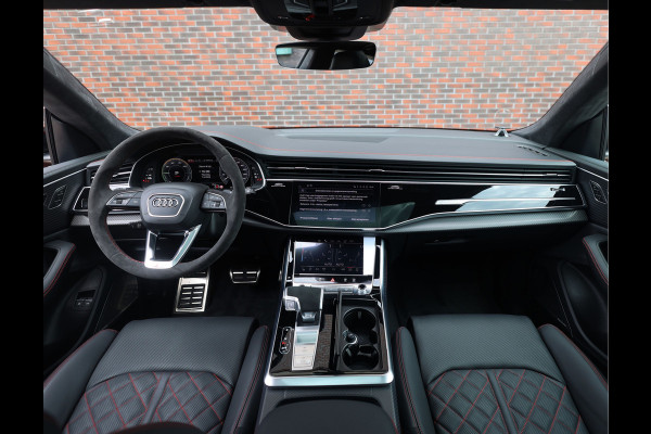 Audi Q8 60 TFSI e quattro S Competition | ABT - Trekhaak - Pano - HUD