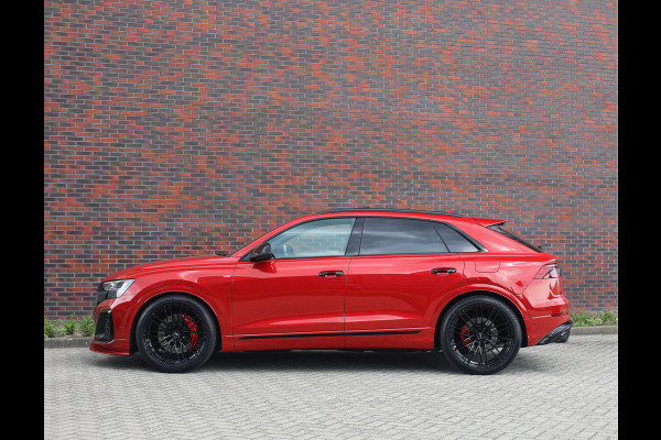 Audi Q8 60 TFSI e quattro S Competition | ABT - Trekhaak - Pano - HUD