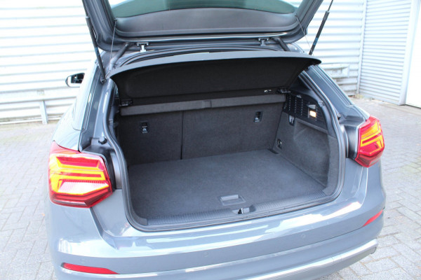 Audi Q2 35 TFSI 150pk Sport S line AUTOMAAT Camera NL-Auto NAP