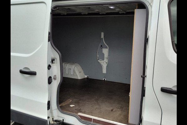 Renault Trafic 1.6 dCi 126PK T29 L2H1 3-Persoons Euro 6 Trekhaak Airco Navi Cruise Control Bluetooth Pdc Comfort Energy Betonplex vloer Wandbetimmering Schuifdeur Achterdeuren Origineel Nederlandse Auto