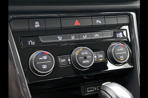 Volkswagen T-Roc 1.5 TSI Sport(NL-auto, Goed OnderH, Carplay/ Android, PDC V+A, Addapt Cruise, Etc)