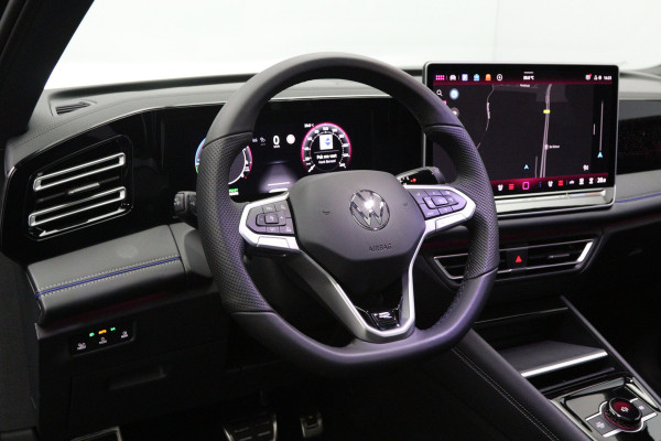 Volkswagen Tiguan 1.5 TSI eHybrid 272 PK R-Line Edition PHEV, Trekhaak, Panoramadak, Harman/Kardon, 4X Stoelverwarming, Massage, Leder