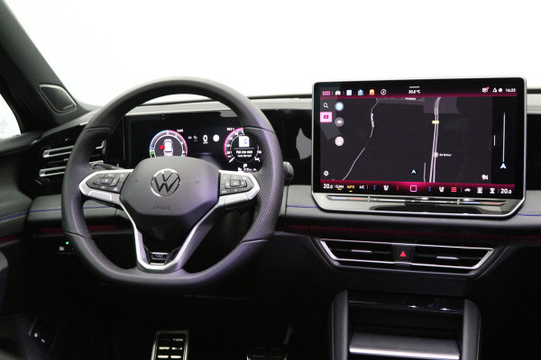 Volkswagen Tiguan 1.5 TSI eHybrid 272 PK R-Line Edition PHEV, Trekhaak, Panoramadak, Harman/Kardon, 4X Stoelverwarming, Massage, Leder