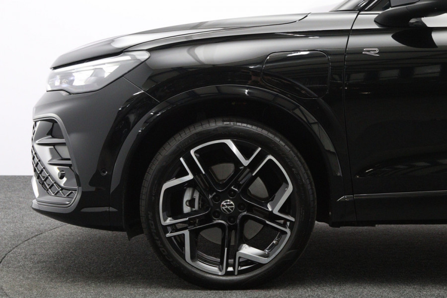 Volkswagen Tiguan 1.5 TSI eHybrid 272 PK R-Line Edition PHEV, Trekhaak, Panoramadak, Harman/Kardon, 4X Stoelverwarming, Massage, Leder