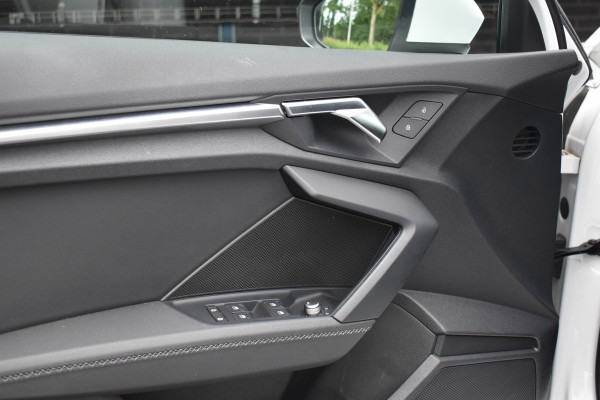 Audi A3 Sportback 35 TFSI S-Line | ACC | Carplay | Trekhaak | Virtual | Navi