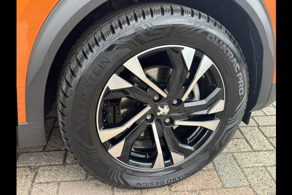 Peugeot 2008 1.2 PureTech Allure Automaat Led Panorama 360 Camera Trekhaak afn. Carplay Cruise