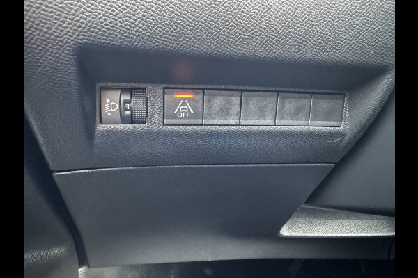 Peugeot 2008 1.2 PureTech Allure Automaat Led Panorama 360 Camera Trekhaak afn. Carplay Cruise