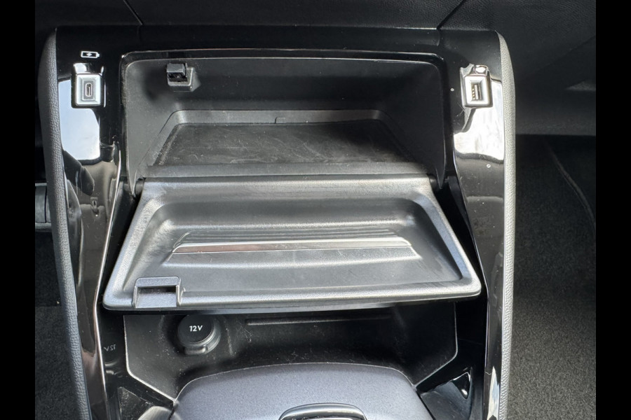 Peugeot 2008 1.2 PureTech Allure Automaat Led Panorama 360 Camera Trekhaak afn. Carplay Cruise