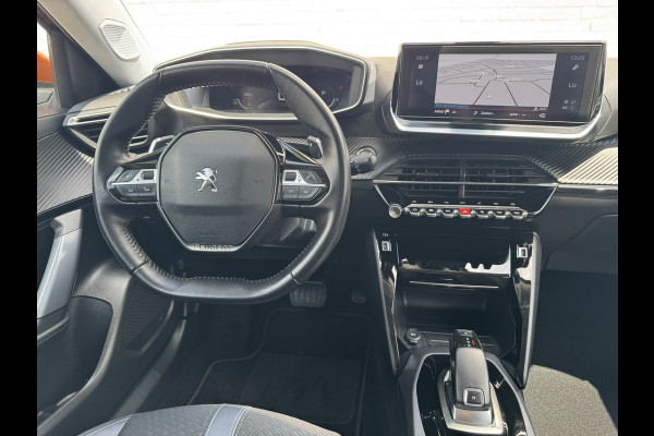 Peugeot 2008 1.2 PureTech Allure Automaat Led Panorama 360 Camera Trekhaak afn. Carplay Cruise