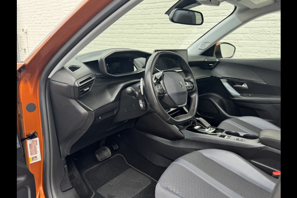 Peugeot 2008 1.2 PureTech Allure Automaat Led Panorama 360 Camera Trekhaak afn. Carplay Cruise
