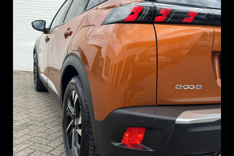 Peugeot 2008 1.2 PureTech Allure Automaat Led Panorama 360 Camera Trekhaak afn. Carplay Cruise