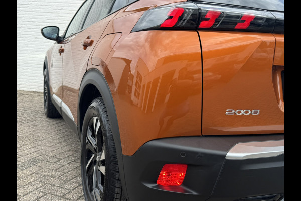Peugeot 2008 1.2 PureTech Allure Automaat Led Panorama 360 Camera Trekhaak afn. Carplay Cruise