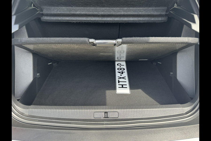 Peugeot 2008 1.2 PureTech Allure Automaat Led Panorama 360 Camera Trekhaak afn. Carplay Cruise