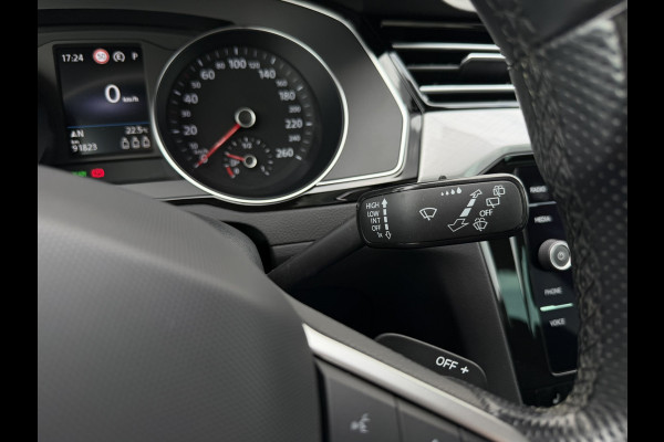 Volkswagen Passat Variant 1.4 TSI PHEV GTE Business | Pano | Elek. Trekhaak | Camera | Carplay | Navi | LED