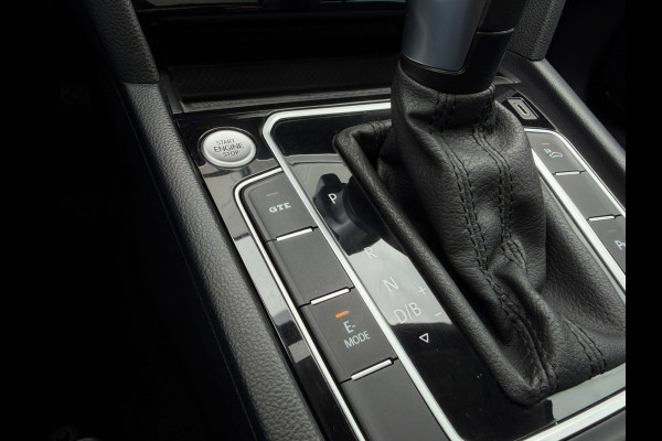 Volkswagen Passat Variant 1.4 TSI PHEV GTE Business | Pano | Elek. Trekhaak | Camera | Carplay | Navi | LED